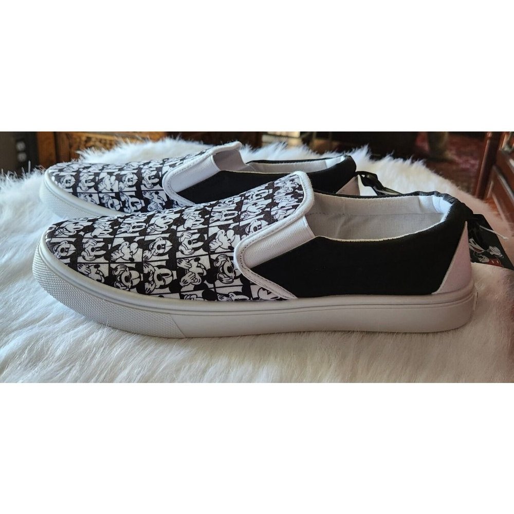 Disney Mickey Mouse Black White Slip On Sneakers Shoes 151473 Mens 10.5 NWT - Picture 2 of 9